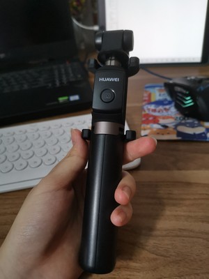 华为三脚架自拍杆af15怎么用,华为有线自拍杆的使用方法及操作