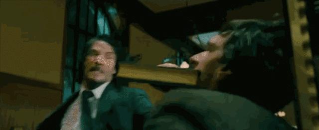 好爽！这绝壁是今年最佳R级片