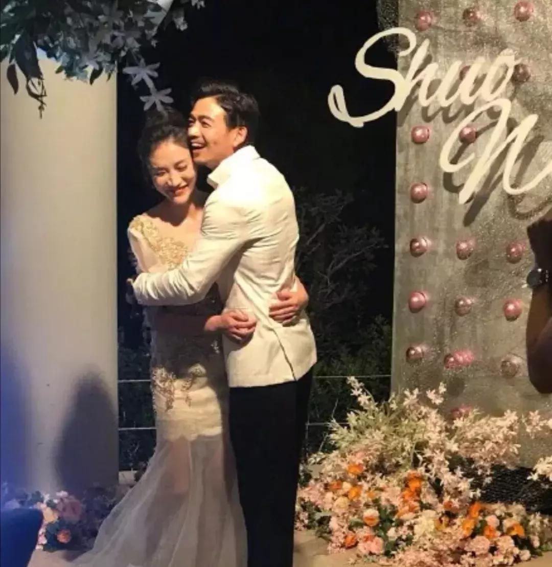 杨烁自曝小包总,杨烁生活中的小包总