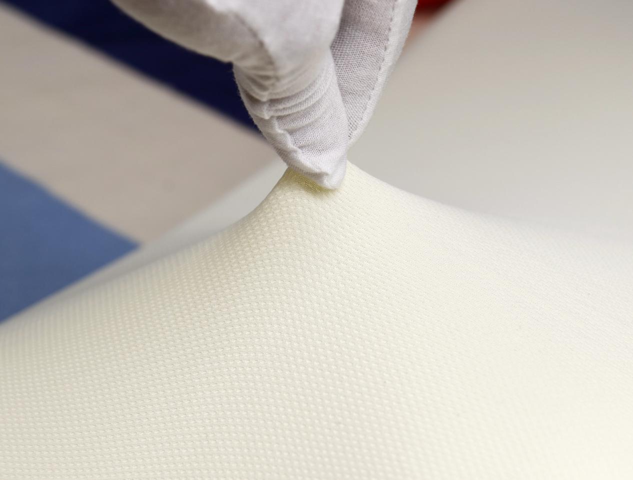 小米记忆枕和8h有区别吗,小米8h蜂巢枕头黑科技