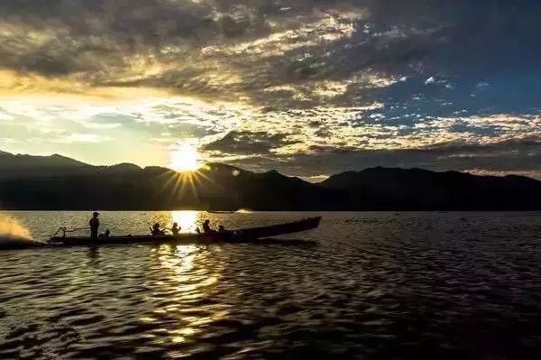 缅甸是一个让人着迷的地方,缅甸这个国家的特点