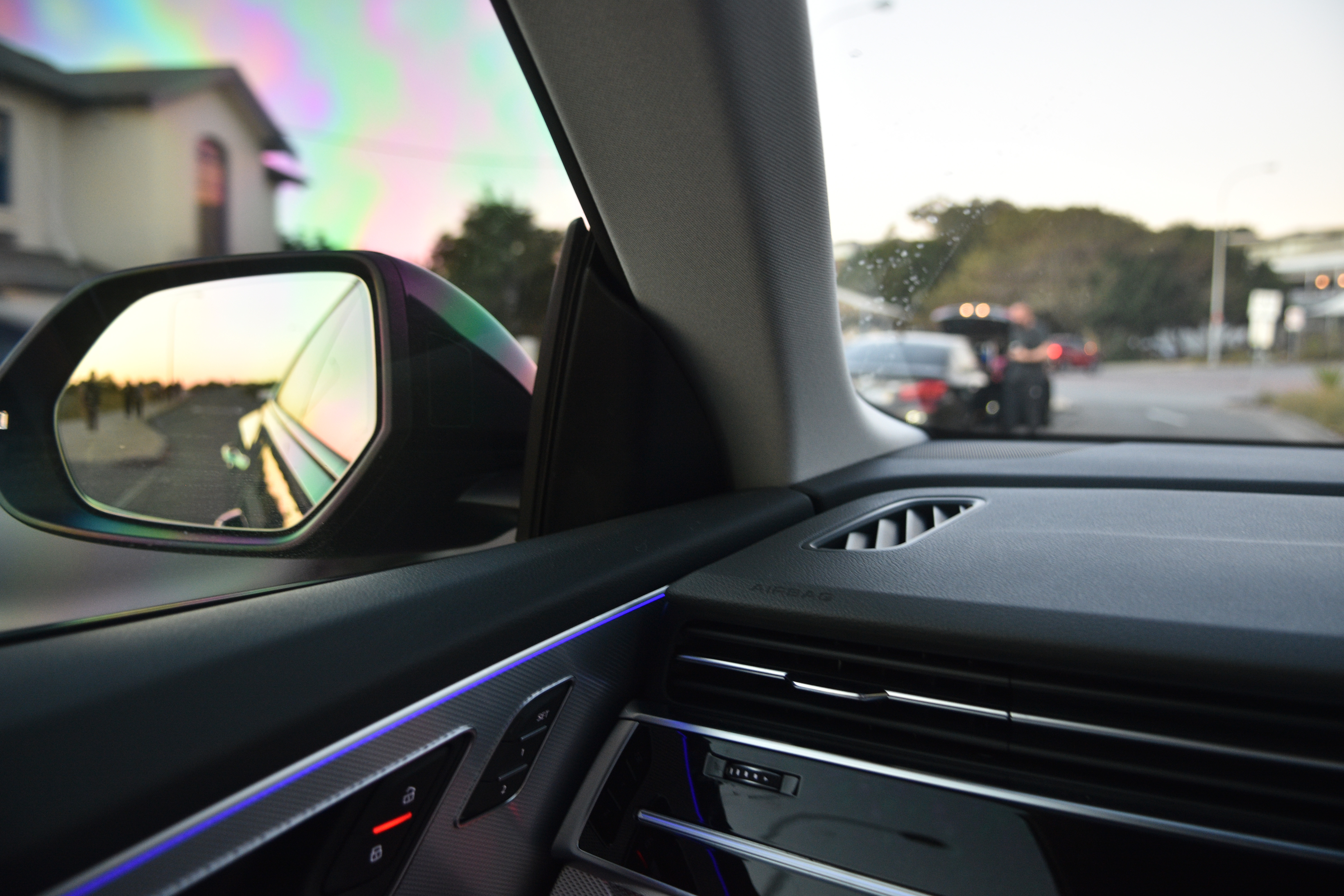 奥迪q8名场面,奥迪q855tfsi价格多少钱