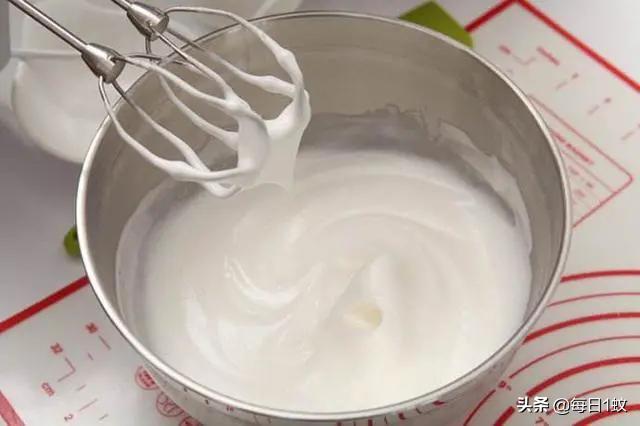 打发蛋糕打蛋器,手动打蛋器可以用筷子打发蛋糕吗