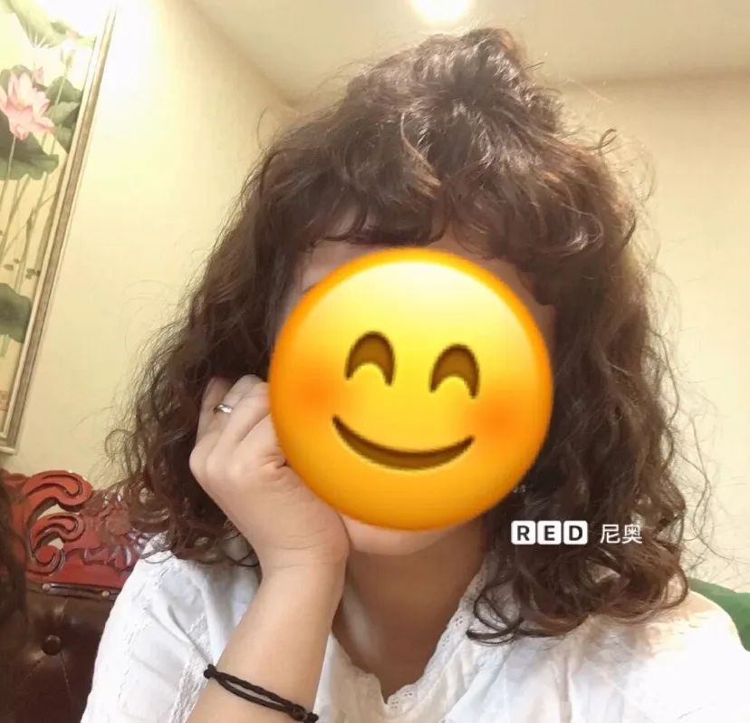 大圆脸型的女生适合剪短发,学生党剪短发适合大脸和长脸