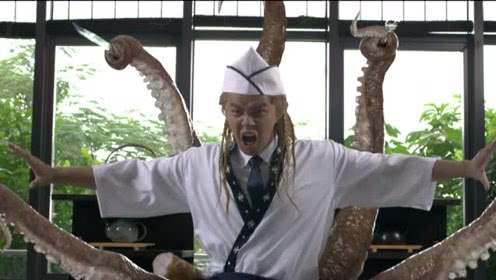 周星驰营造出滑稽荒诞的喜剧效果,周星驰喜剧风格解析