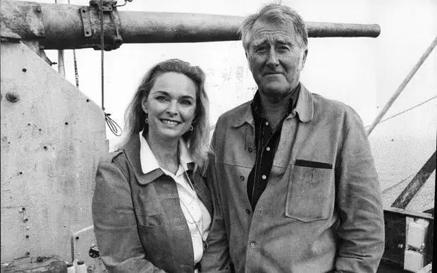 占着块荒地就敢建国？有*旗国**有宪法更有罪恶