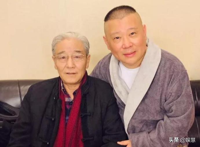 于谦拿曲协砸挂吓坏郭德纲完整版,于谦拿曲协砸挂吓坏郭德纲视频