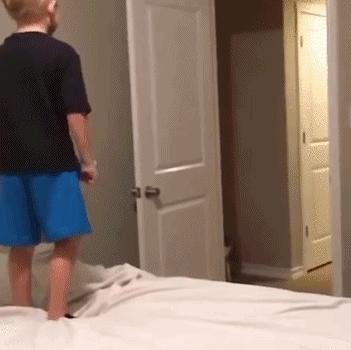 gif搞笑动图足球,搞笑足球动图gif