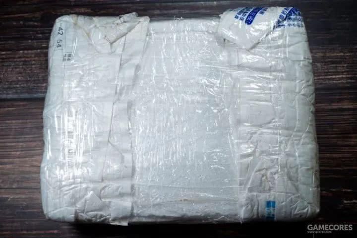 一百多块买个26年前的笔记本，我改了改，还能上网