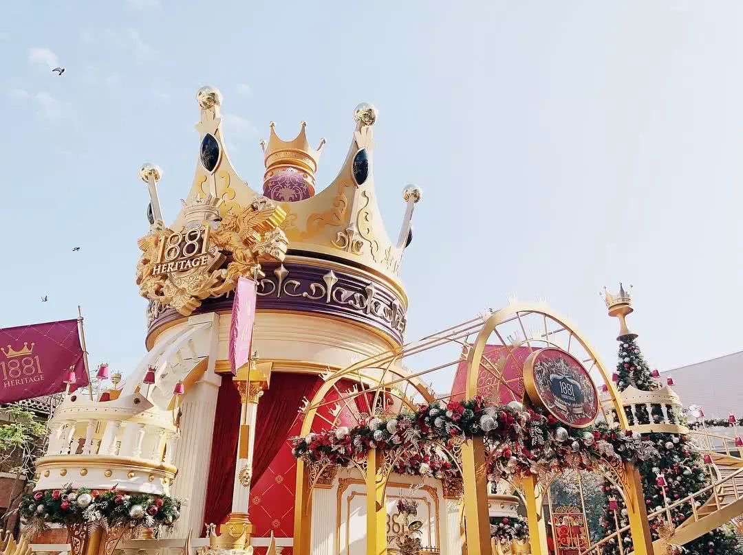 去香港看圣诞树攻略,香港中港城的圣诞树