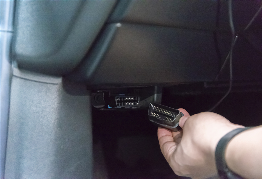 百路达hud黑科技,百路达hud界面清晰吗