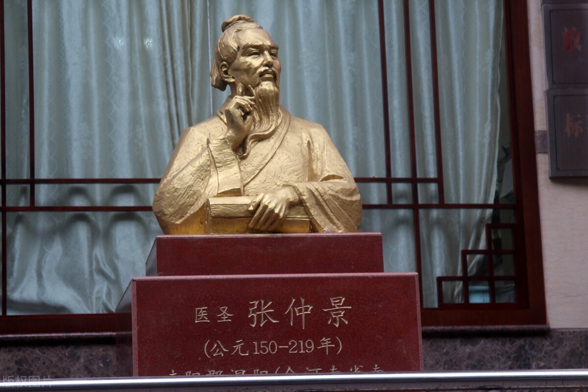 百家姓中收录了100个姓氏,百家姓中的第290位姓氏