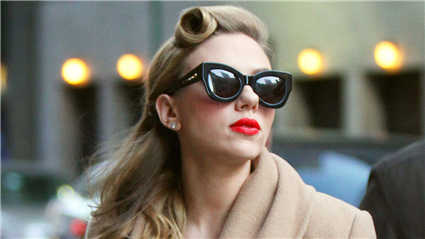 圆脸型适合戴哪种型的太阳镜女,太阳镜适合什么脸型