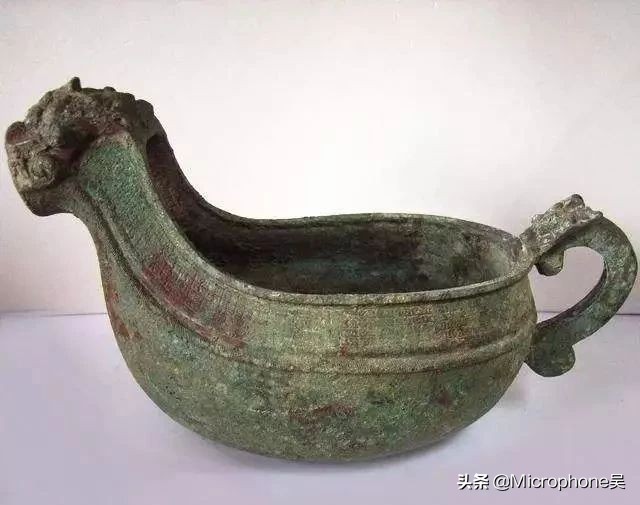 专家估价24亿的古董,180万古董被专家说是赝品