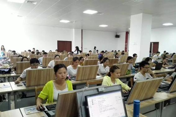 十大专业就业率高的职业,打工就业前景好的专业排名