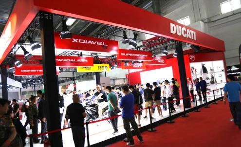 比奔驰S还贵的摩托车是什么样？带你走进2019北京摩托车展