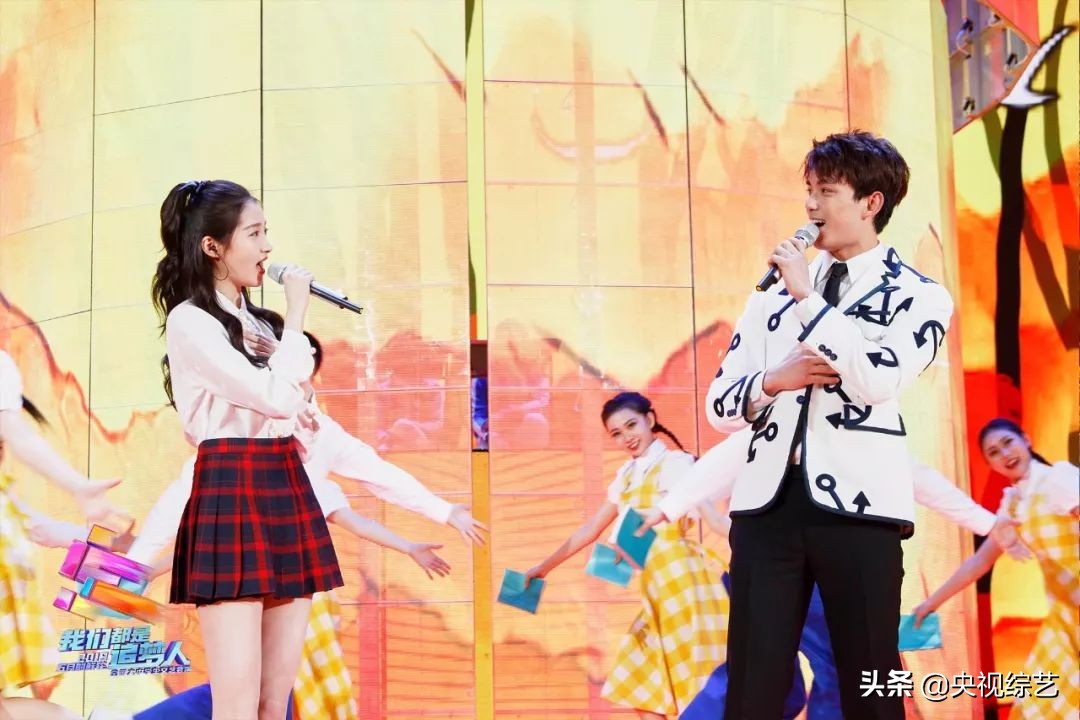 纪念五四运动100周年特别节目《我们都是追梦人——2019年“五月的鲜花”全国大中学生文艺会演》今晚播出