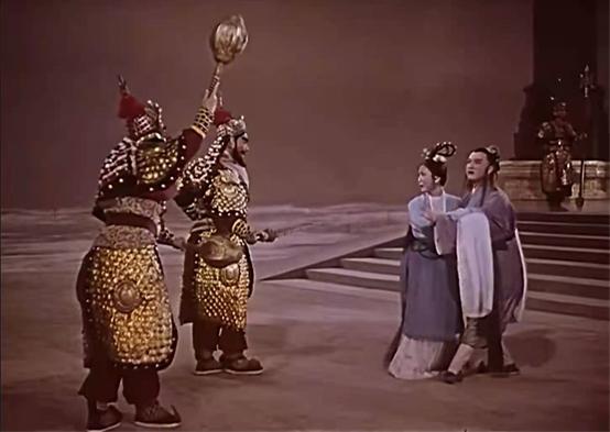 牛郎和织女在鹊桥相会,牛郎和织女的故事全部