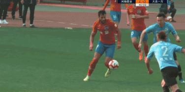 中超一晚出现两次恶意犯规,中超泰山队有哪些恶意犯规