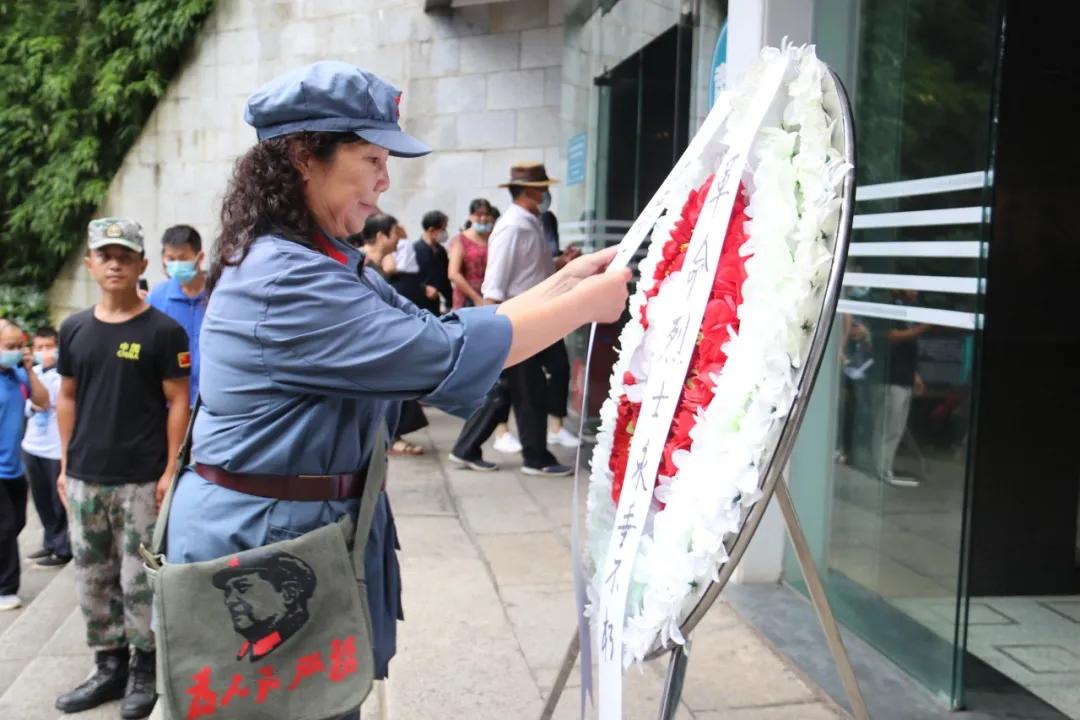 上井冈传承火种守初心，下豫章接续奋斗图新志——学校井冈山拓展培训活动纪实