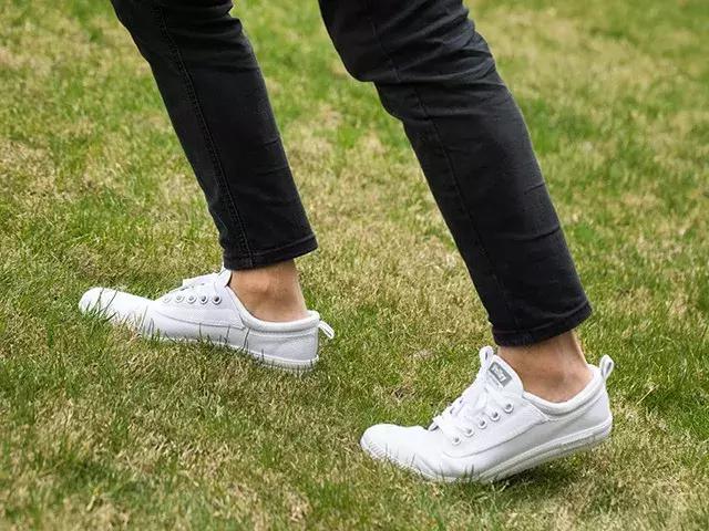 明星同款大牌小白鞋,国际大牌小白鞋