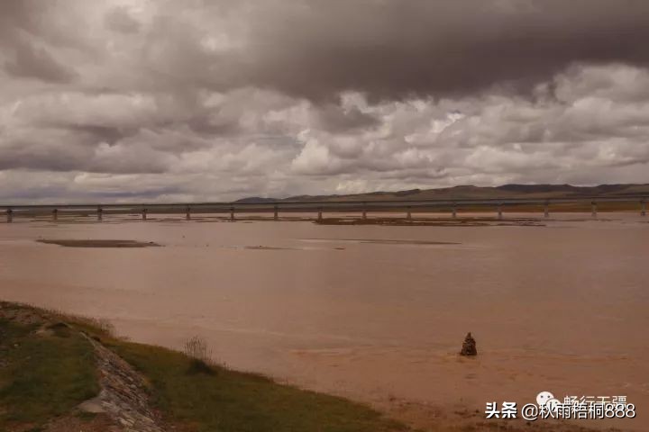 自驾青藏线进藏有多困难？有兴趣的就跟我走一趟逶迤的青藏线吧