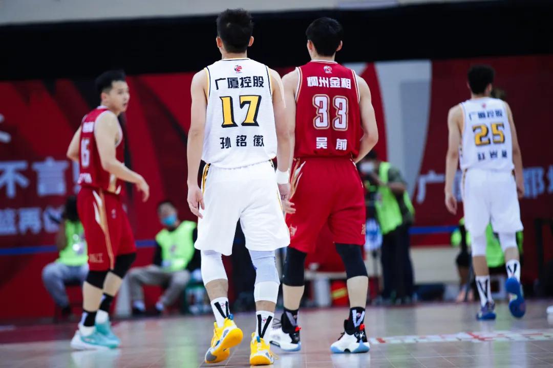 李宁驭帅200以下高颜值实战球鞋,李宁驭帅13low樱花粉