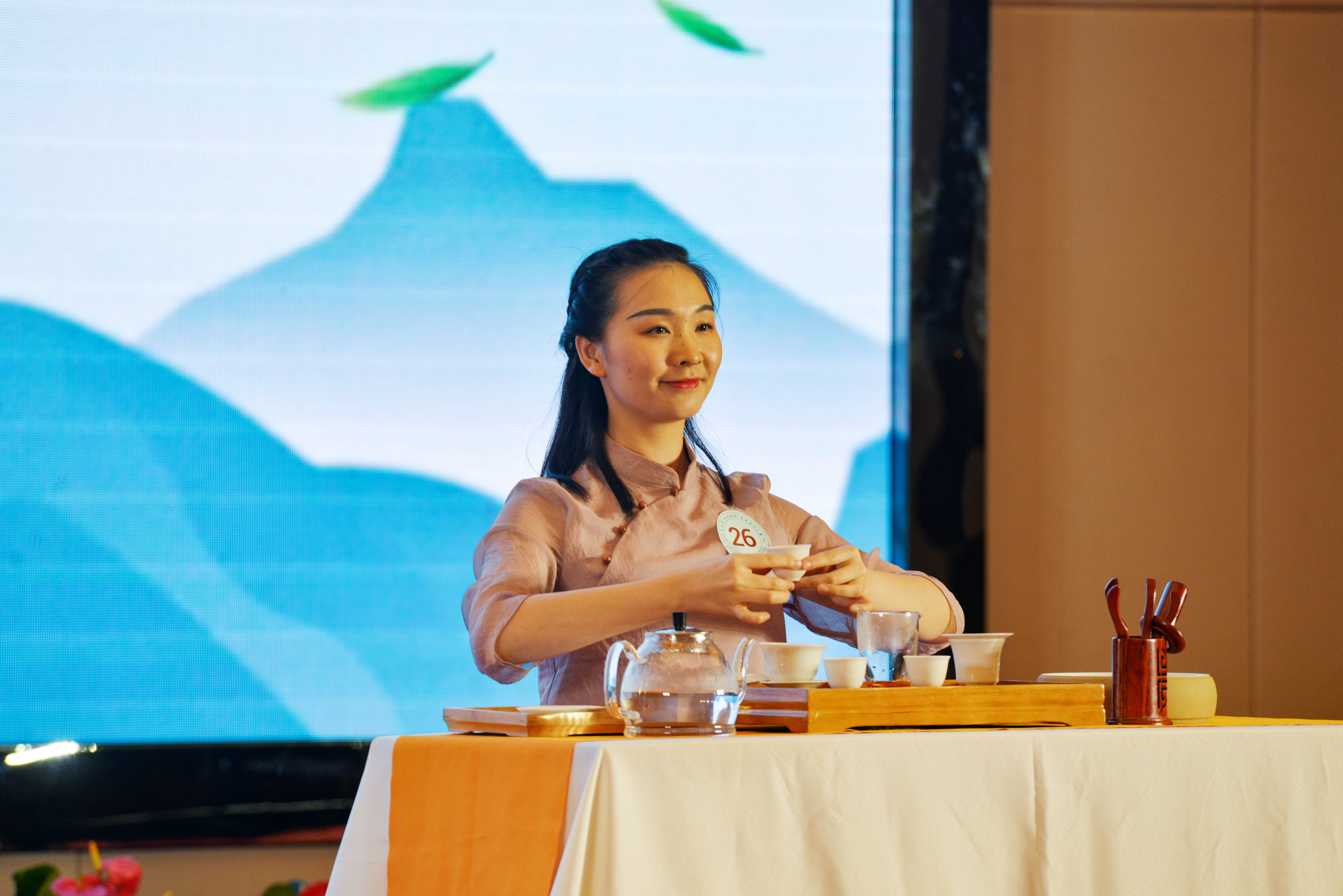 张家界莓茶茶艺比赛,张家界首届茶艺大赛