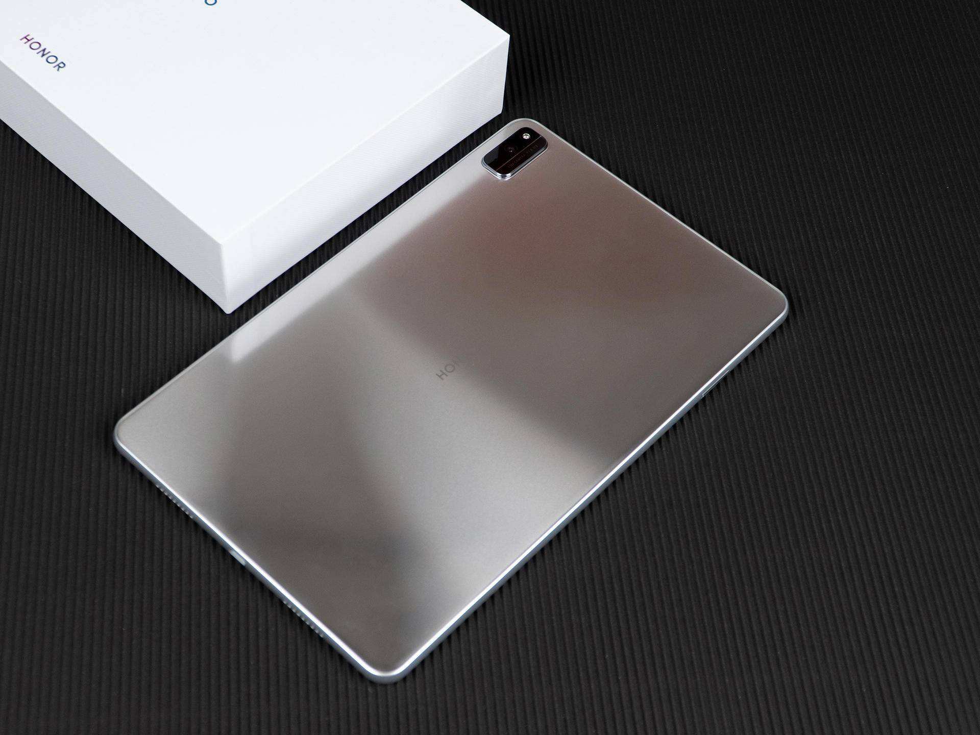 平板电脑华为跟苹果哪个适合学生,大学平板推荐华为还是苹果