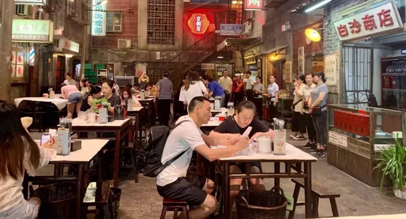 疫情之下饭店现状如何应对,疫情餐饮业冷清惨淡