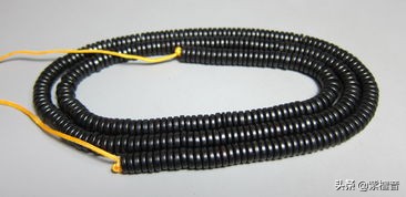 文玩手串配饰搭配教程,文玩手串如何穿好看