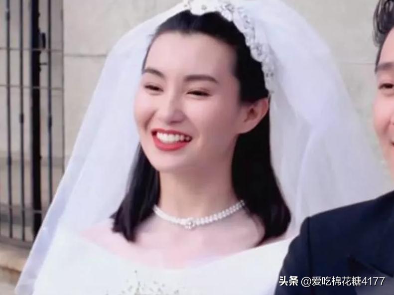 邱淑贞清纯图,你没见过的婚纱照