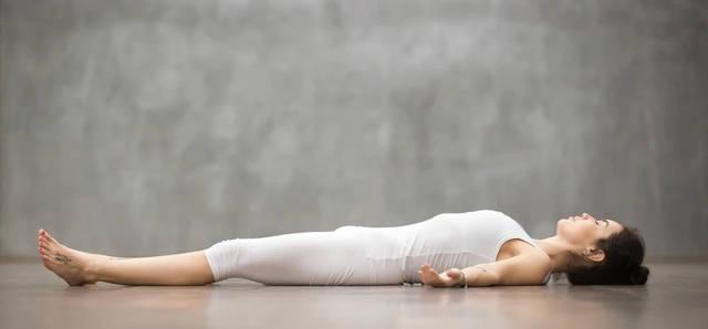 瑜伽休息术冥想10分钟视频教程,瑜伽放松休息术30分钟完整版