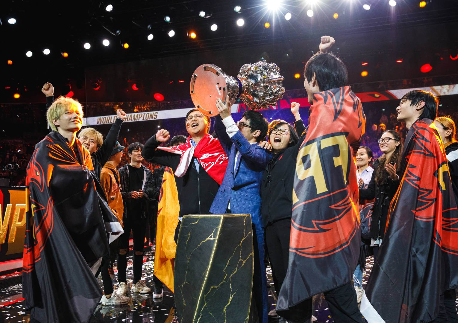 doinb在lpl的选手人气地位怎么样,doinb谈十大lpl选手