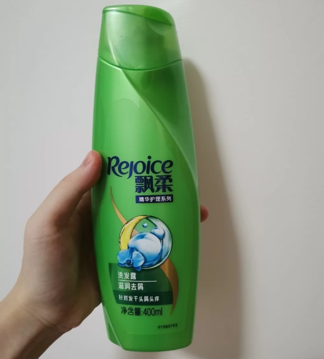 超市洗发水黑榜，阿道夫脱发不控油，飘柔一用就长头皮屑，用过吗