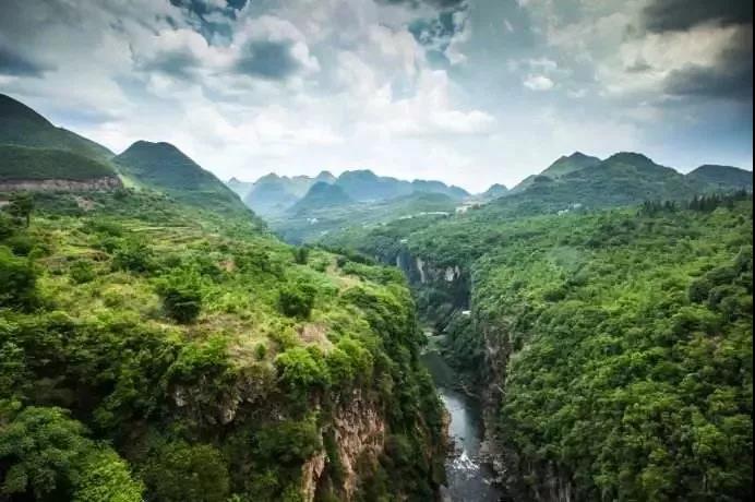 贵州春天景点自驾游,贵州旅游路线交通攻略最新