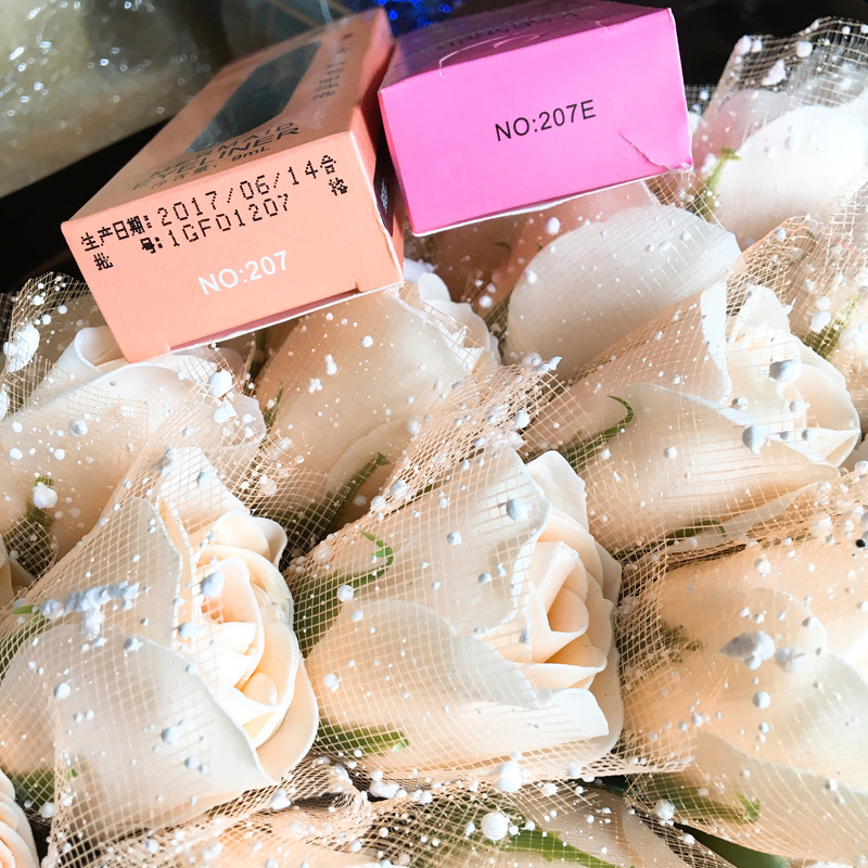 你的第一支眼线笔是什么牌子的？美人鱼眼线液笔：几十年零差评