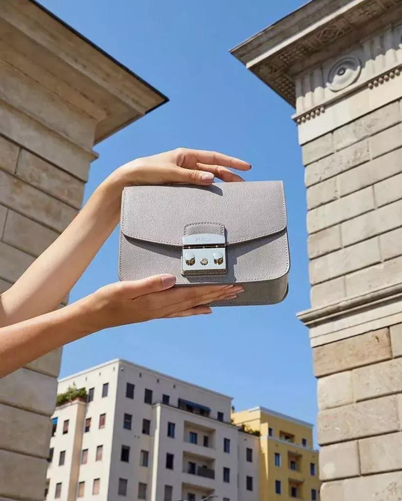 品牌女包包推荐网红款2022年新款,低调而不失优雅的包包品牌
