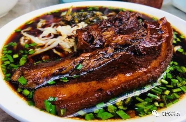 南京小吃鸭血粉丝,南京王府大街小吃