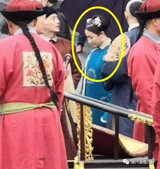 李兰迪和张雪迎是同一届的吗,居然不是