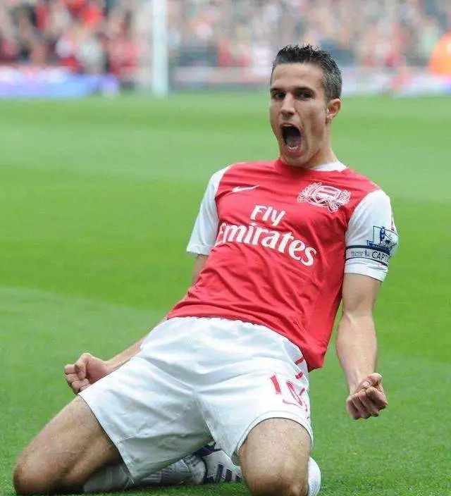 惨！！！七夕情人节，阿森纳又双叒叕与队长“分手”