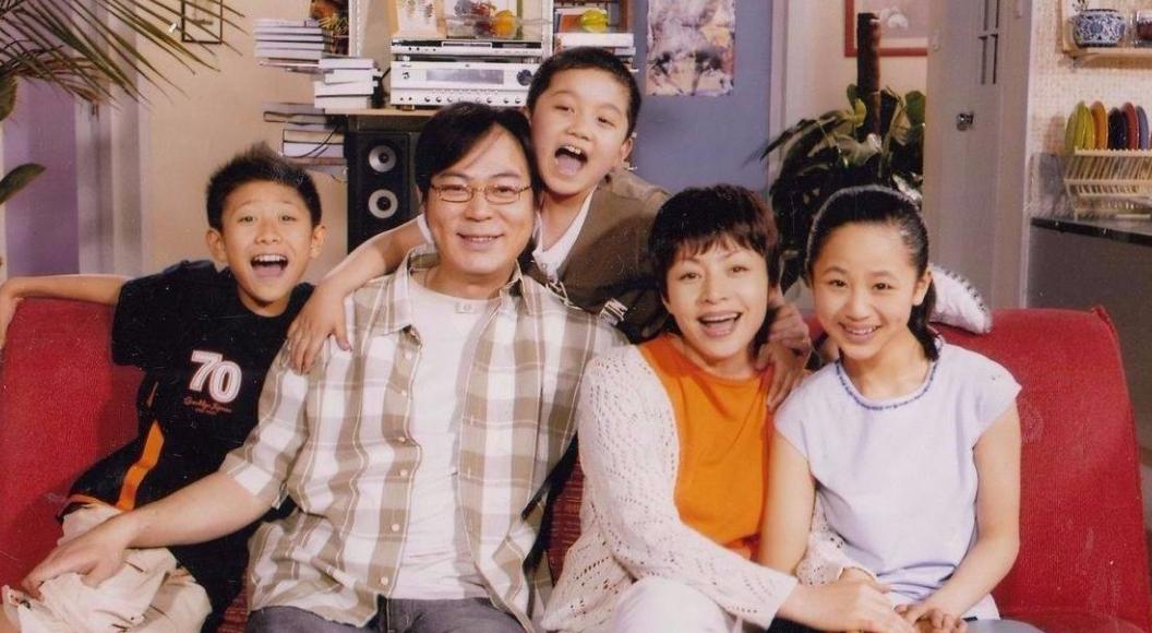 12位童星今昔对比,从知名童星沦落为阶下囚