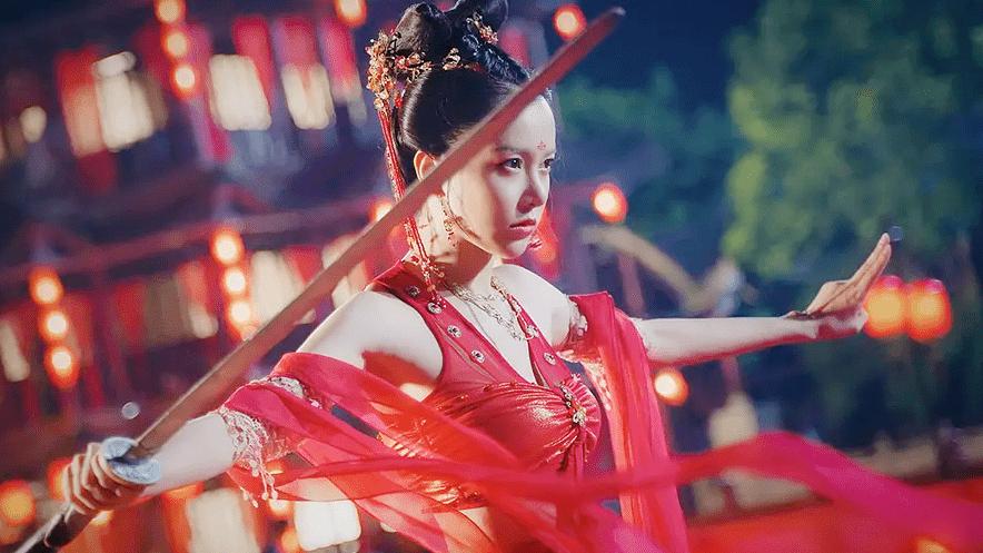 网大版《封神》上映，女主“裹着几块布”秀身材，又毁了一部经典