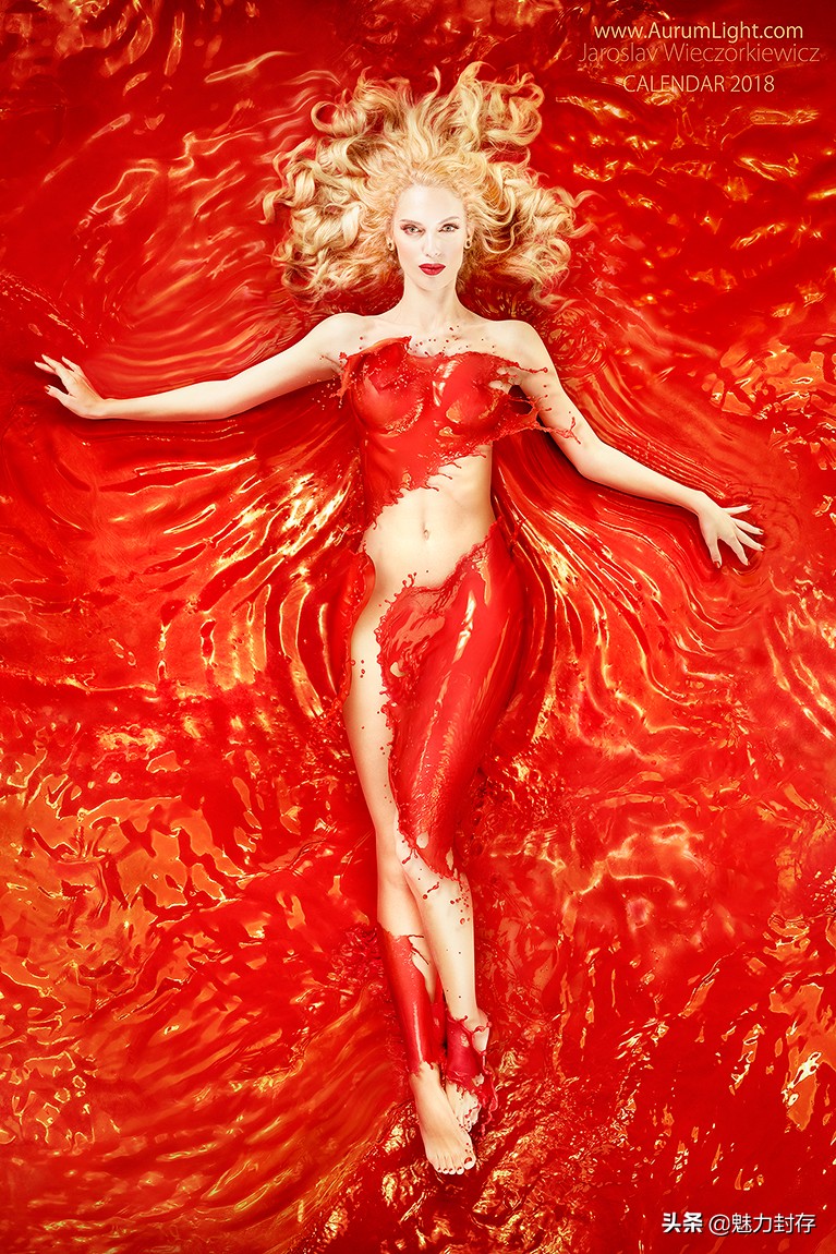 惊艳的牛奶挂历创意设计