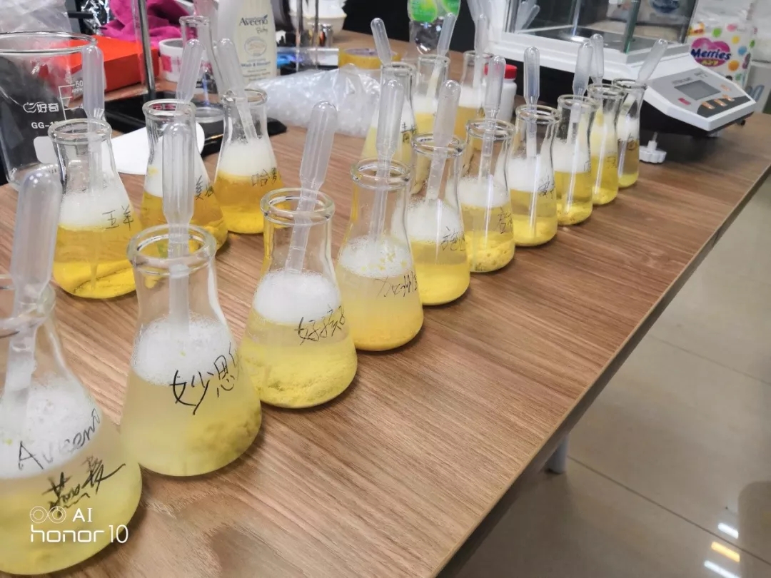 婴儿用的洗发沐浴露哪个牌子最好,哪个牌子的婴儿洗发沐浴露好用