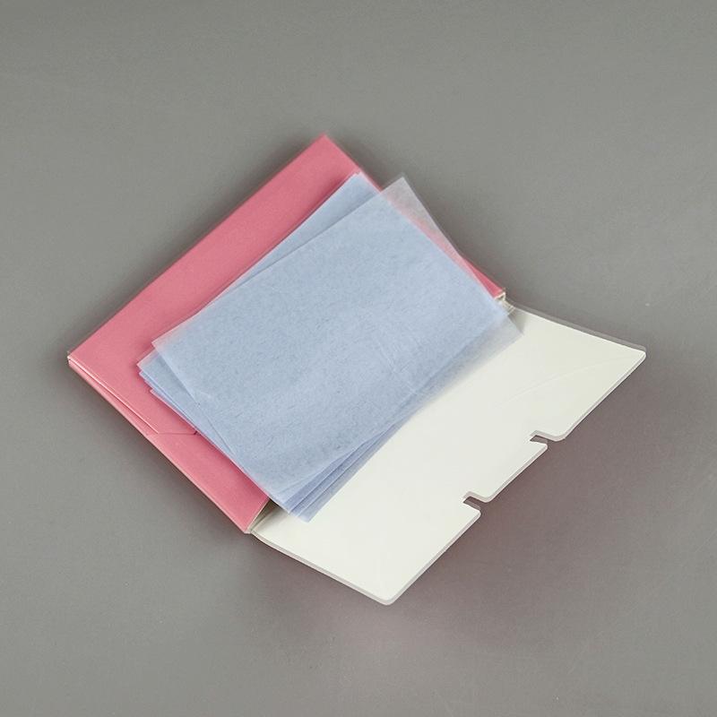 脸上爱出油怎么调理最有效,脸上一直出油怎么控油