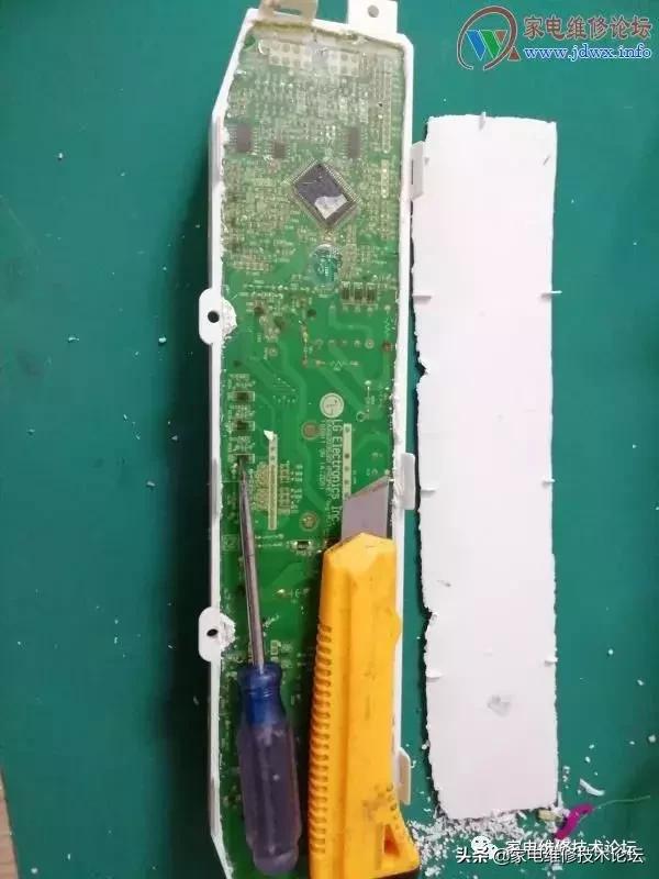 变频洗衣机电脑板的“剖腹手术”