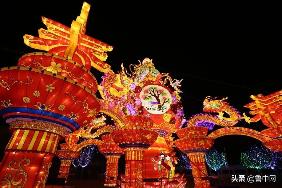 山东淄博花灯灿烂迎元宵,淄博元宵夜花灯节
