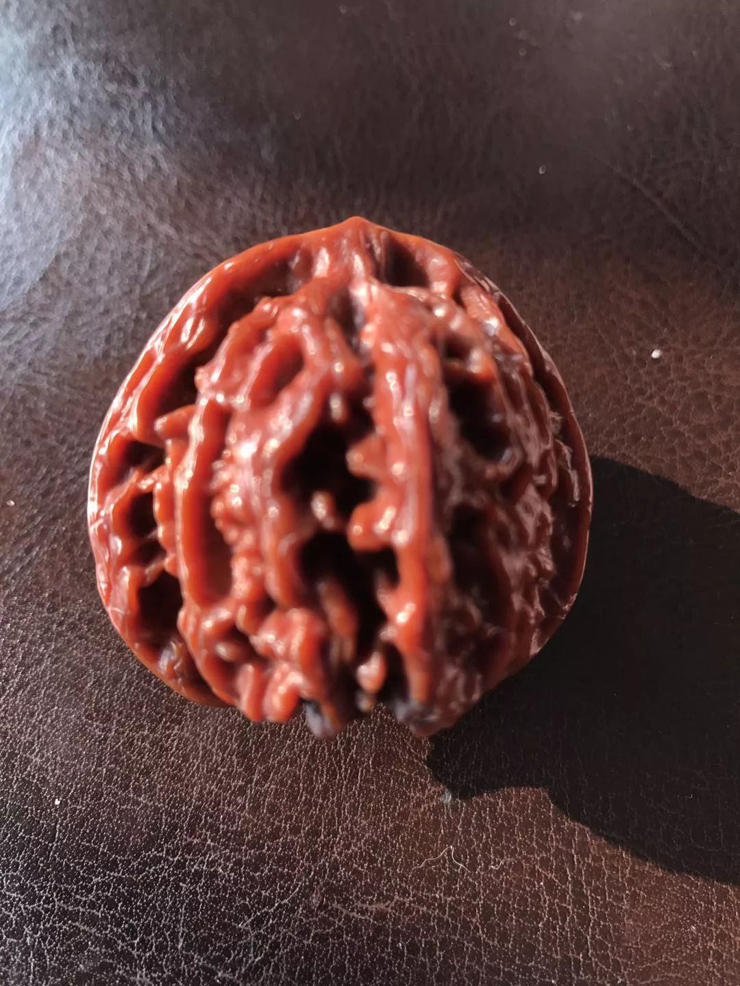 什么品种的核桃玉化包浆更快,文玩核桃盘多久才会玉化