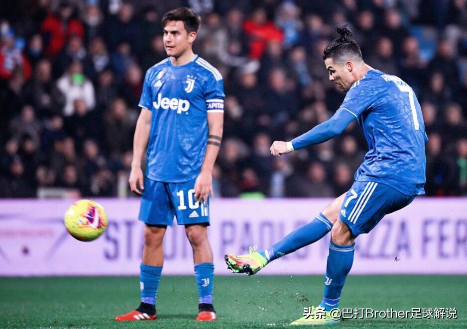 再次打脸！C罗直接任意球险破门，Nike新战靴有秘密*器武**